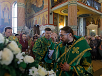 В канун праздника Входа Господня в Иерусалим Архипастырь совершил всенощное бдение в Свято-Ильинском кафедральном соборе города Россоши
