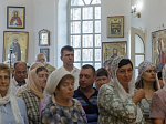 Преосвященнейший епископ Дионисий возглавил торжества престольного праздника храма иконы Божией Матери Казанская поселка Каменка