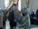 В праздник Похвалы Богородицы Архипастырь совершил Божественную литургию в Воскресенском соборе Белогорского мужского монастыря