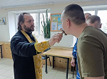 В психоневрологическом интернате села Березовка Воробьевского района совершено таинство исповеди и причастия