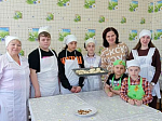 В Кантемировском районе благочиния состоялись мастер-классы по выпечке "жаворонков"