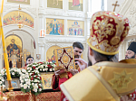 Преосвященнейший епископ Дионисий совершил Божественную литургию в Костомаровском монастыре