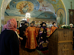 В понедельник Светлой седмицы епископ Дионисий совершил Литургию в храме Покрова Пресвятой Богородицы города Павловска
