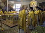 Епископ Россошанский и Острогожский Дионисий сослужил наместнику Данилова ставропигиального мужского монастыря, епископу Солнечногорскому Алексию за Божественной литургией в день 75-летия