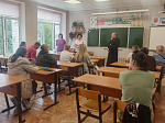 Священник принял участие в родительском собрании в Репьевской СОШ