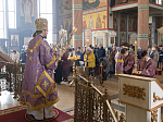 Преосвященнейший епископ Дионисий совершил Божественную литургию в Ильинском кафедральном соборе г. Россошь