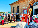 В Георгиевском храме с. Манино Калачеевского района молитвенно отметили престольный праздник