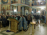 В канун праздника Сретения Господня Архипастырь совершил всенощное бдение в Свято-Ильинском кафедральном соборе города Россоши