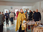 В канун гражданского Нового года благочинный Богучарского церковного округа совершил молебны на Новолетие