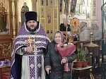 В храме святого Великомученика и Целителя Пантелеимона села Пришиб поздравили одну из старейших прихожанок храма с днем рождения