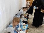 С праздником, малыши! Благочинный Богучарского церковного округа поздравил детсады с Рождеством Христовым и вручил подарки