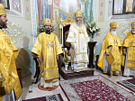 В день церковного новолетия Архипастыри совершили Божественную литургию в Петро-Павловском кафедральном соборе города Луганска