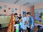 Священник поздравил воспитанников Ольховатского СРЦдН с окончанием учебного года