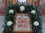 В Покровском храме села Шапошниковка состоялось Рождественское праздничное богослужение 
