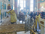 В Прощеное воскресенье Правящий Архиерей совершил Божественную литургию в Свято-Ильинском кафедральном соборе города Россошь