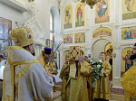 Епископ Россошанский и Острогожский Дионисий возглавил воскресное богослужение в Спасском Костомаровском женском монастыре