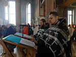 В канун Великой Субботы епископ Дионисий совершил утреню с чином погребения в Свято-Ильинском кафедральном соборе города Россоши