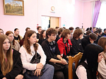  В воскресной школе города Россошь прошла встреча со студентами, приуроченная ко дню Победы в Великой Отечественной войне
