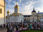 В канун праздника обретения мощей прп. Сергия Радонежского епископ Дионисий сослужил Патриарху Кириллу за всенощным бдением в Троице-Сергиевой лавре