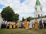 В день престольного праздника иерей Ярослав Манохин совершил Божественную литургию в храме святых апостолов Петра и Павла села Петропавловка