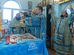 Епископ Дионисий совершил Божественную литургию в Свято-Введенском храме поселка городского типа Ольховатка
