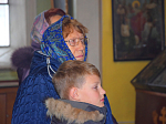 Благочинный поздравил прихожанок с Днём матери