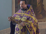 В Неделю 5-ю Великого поста Преосвященнейший епископ Дионисий совершил Литургию в храме Успения Пресвятой Богородицы г. Калач