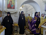 В Неделю 3-ю по Пятидесятнице Правящий Архиерей совершил Божественную литургию в Спасском Костомаровском женском монастыре