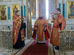 В Неделю 5-ю по Пасхе, о самаряныне, Правящий Архиерей возглавил воскресное богослужение в Свято-Ильинском кафедральном соборе города Россоши