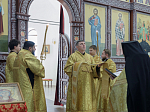 В Неделю 19-ю по Пятидесятнице епископ Дионисий совершил Божественную литургию в Воскресенском соборе Белогорского мужского монастыря