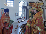 Преосвященнейший епископ Дионисий совершил Божественную литургию в Георгиевском храме села Манино Калачеевского района