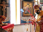 Архиерейское богослужение в Неделю жен-мироносиц