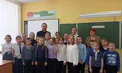 Иерей Рустик Богданов рассказал школьникам о традициях Масленицы и смысле Великого поста