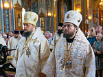 Епископ Россошанский и Острогожский Дионисий сослужил Преосвященным Архипастырям за богослужением в Благовещенском кафедральном соборе города Воронежа