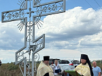 В селе Мамоновка совершено освящение двух поклонных крестов, установленных на границе населенного пункта
