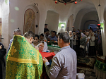 В день памяти преподобного Серафима Саровского Архипастырь совершил Божественную литургию в Костомаровском женском монастыре