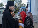 Епископ Россошанский и Острогожский Дионисий совершил Литургию в храме святых апостолов Петра и Павла с. Репьевка