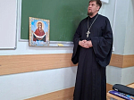 Настоятель храма Всемилостивого Спаса посетил Россошанский медицинский колледж