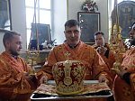 Глава Россошанской епархии совершил Божественную литургию в храме святого мученика Иоанна Воина города Богучар