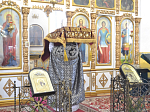 В Великую пятницу в храме святого мученика Иоанна Воина города Богучар совершили Великую вечерню и чин выноса Плащаницы