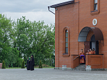 В Неделю 6-ю по Пасхе, о слепом, епископ Дионисий совершил Божественную литургию в Воскресенском соборе Белогорского мужского монастыря