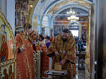 В субботу Светлой седмицы епископ Дионисий совершил Литургию в храме Успения Пресвятой Богородицы города Калач