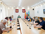 Секретарь Епархиального управления принял участие в очередном заседании Общественной палаты Россошанского района