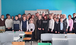 Священник провел патриотический урок мужества в МКОУ Нижнеольшанской СОШ Острогожского района