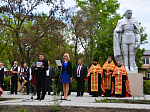 В Михайловке 7 мая перезахоронили останки 18 красноармейцев из братской могилы бывшего хутора Васильевка