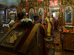 В понедельник Светлой седмицы епископ Дионисий совершил Литургию в храме Покрова Пресвятой Богородицы города Павловска