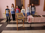Маленькие прихожане поговорили о духовной литературе и испекли жаворонков
