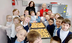 В МБОУ «Репьевская школа» состоялся мастер-класс «Жаворонки прилетели»