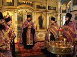 В день 50-летия архиерейской хиротонии Святейшего Патриарха Кирилла в Свято-Тихоновском соборном храме Острогожска состоялся благодарственный молебен