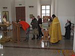 Пастырю добрый, святителю Серафиме, моли Христа Бога, спастися душам нашим